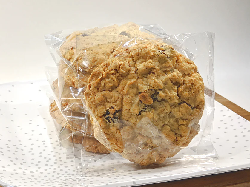 Oatmeal Raisin Cookies - Large - Image 2